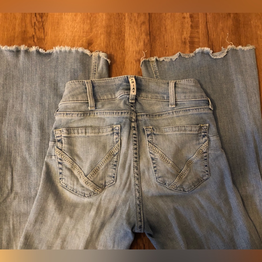 Ariat Light Wash Distressed Flare